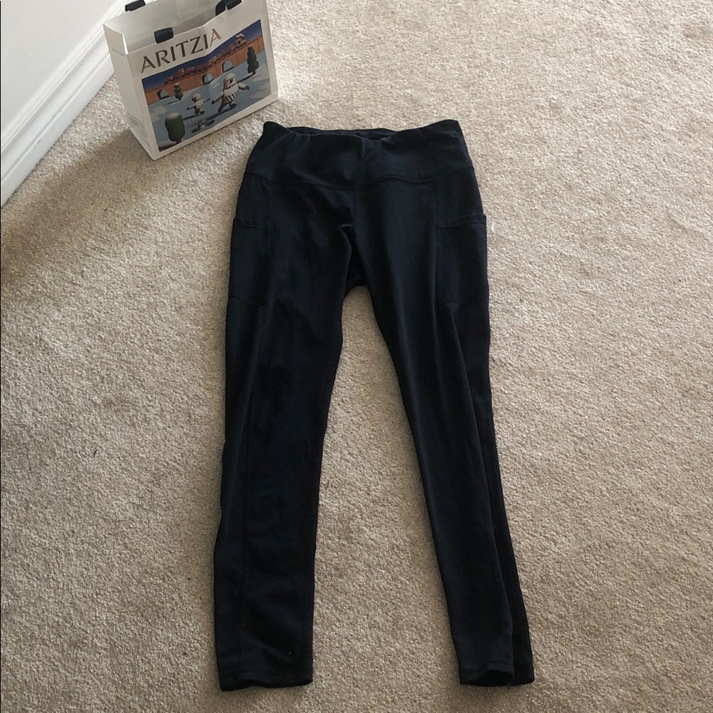 Aritzia Black Leggings